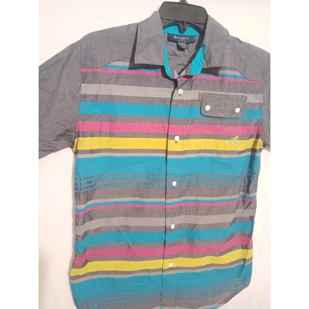 Rocawear Boys Gray Striped Short Sleeve Button Down Shirt Size M 10/12 Patch